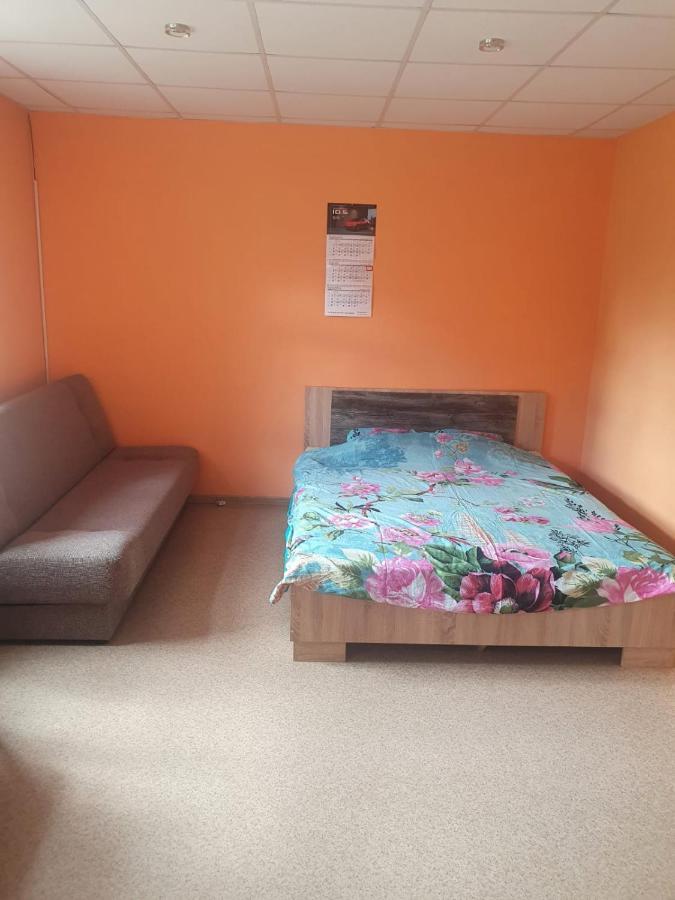 Ukstina Ielas Apartamenti Liepāja Exterior foto